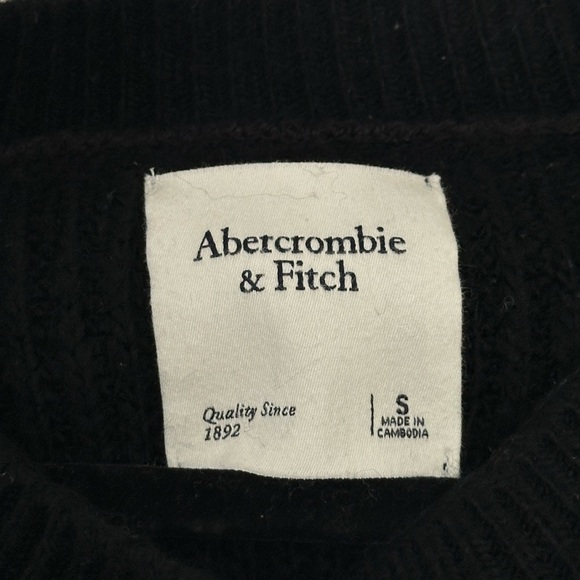 Abercrombie & Fitch Black Cardigan Sweater - Picture 4 of 6